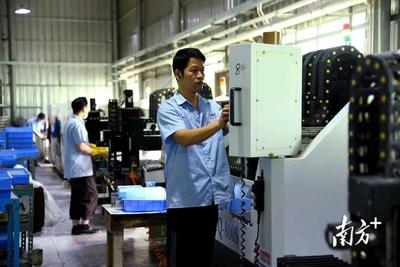 茂名电白多地乡贤回流农村办厂,创业就业都有盼头